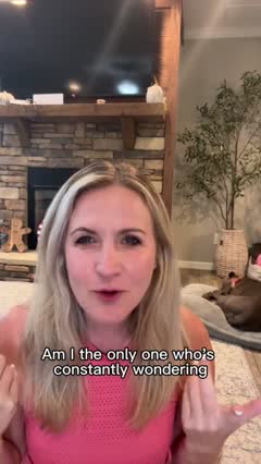 Tracey on a live 1-on-1 video training call with her Papayya coach